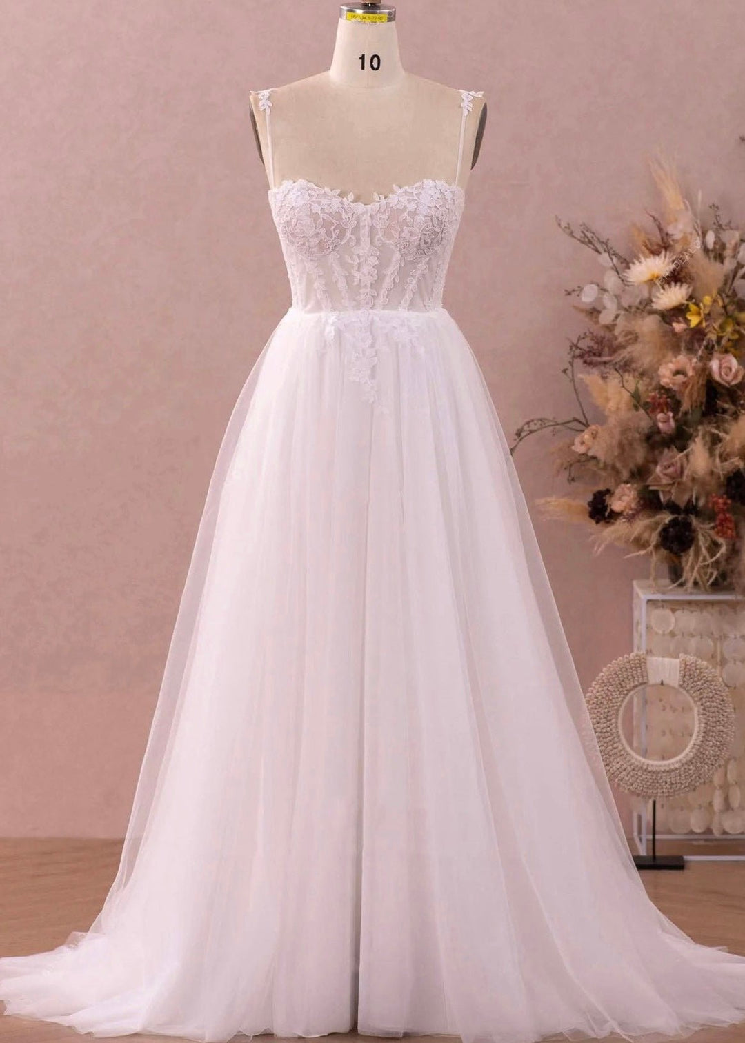 Mira - The Laid Back Bride