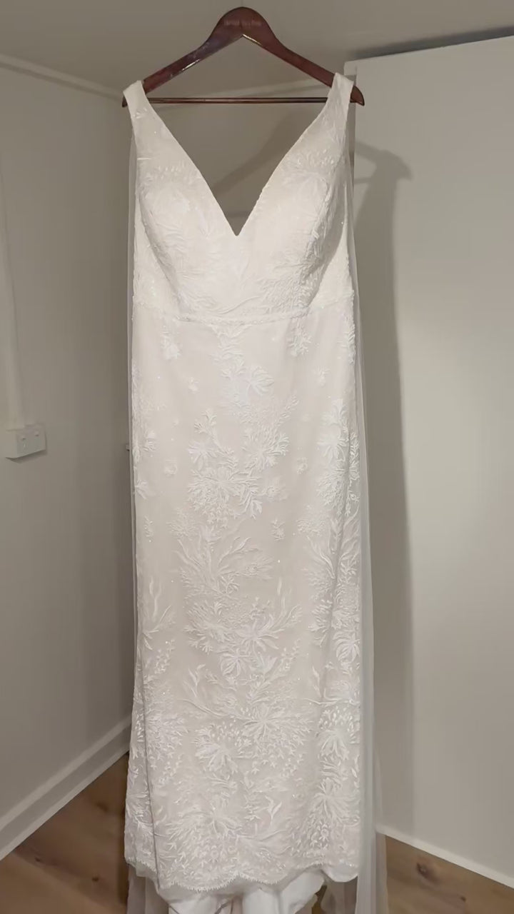 Bruna by Elly Bride AU22